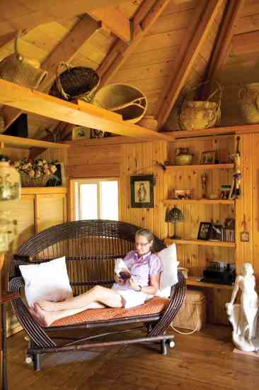 Architect Henry Yorke Mann calls the central living area "the quiet and soul of the home."